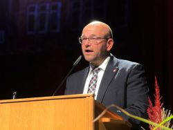 Landrat Christian Müller hielt eine Glückwunsch-Rede.(Foto: LK Prignitz)