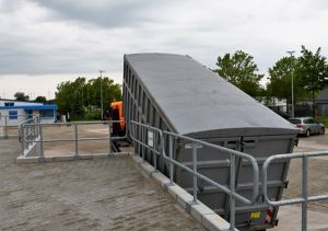 Kleinannahmestelle in Pritzwalk (Foto: Bernd Atzenroth/Landkreis Prignitz)