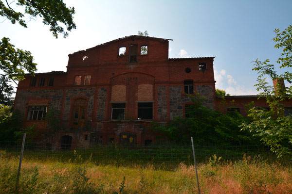 Brennerei Vorderansicht (Foto: Denkmalschutz, LK Prignitz)